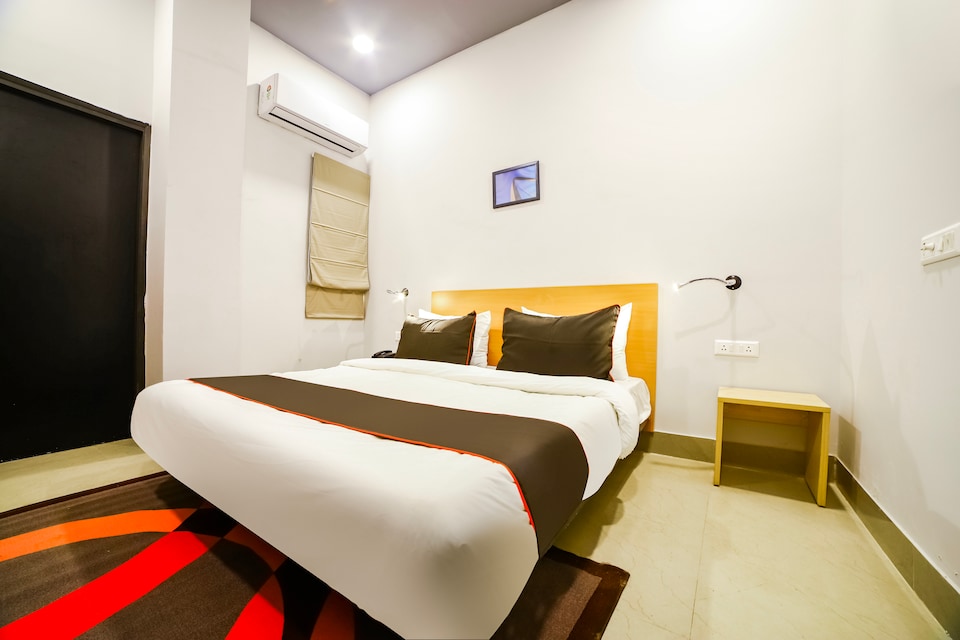 Collection O 45759 Basai Darapur, Patel Nagar Delhi, Delhi