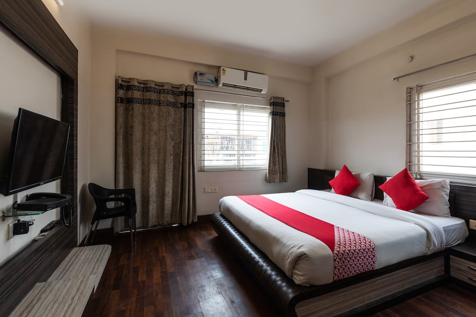 Collection O 45764 Flagship Hotel Smriti Grand, New Market Bhopal, Bhopal