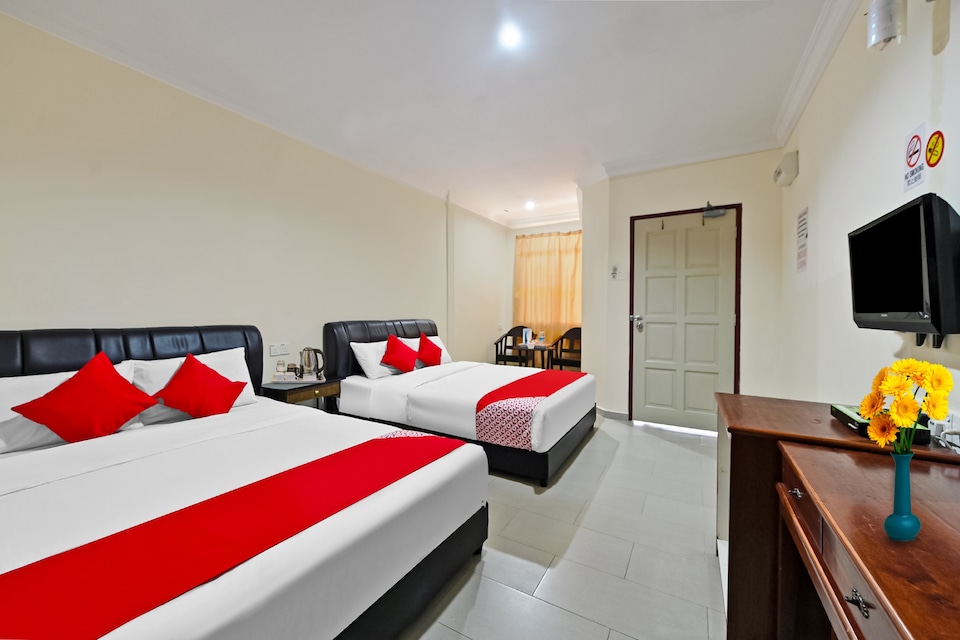 OYO 43982 Bj Bayview Inn, Langkawi Central, Langkawi