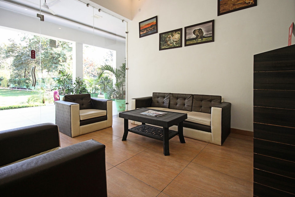 OYO 4591 near Pirumadara Railway Station, Ramnagar City, Corbett-Ramnagar