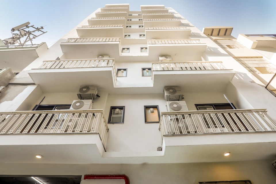 Collection O 45795 Hanuman Vihar Sector 49, Noida City, Noida