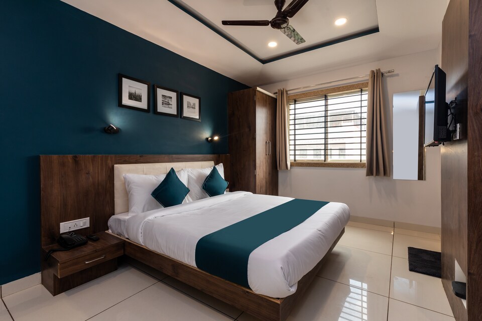  SilverKey Executive Stays 45843 Chikitsak Nagar, Vijay Nagar Indore, Indore