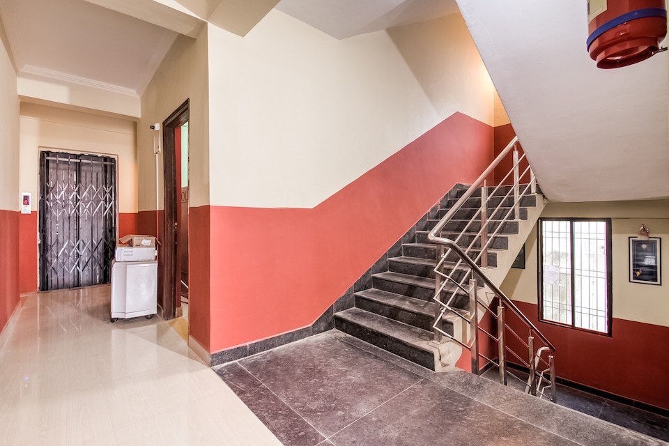 Flagship 45852 Hotel Happy Journey, Bailey Road, Patna