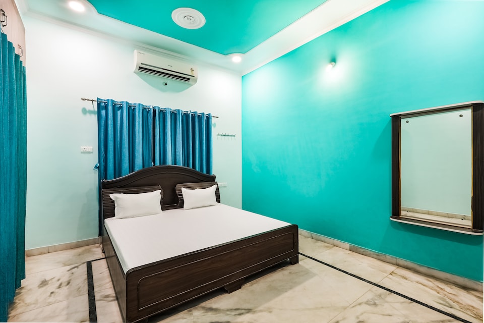 SPOT ON 45867 Raj Bhawan, Kolar Road, Bhopal