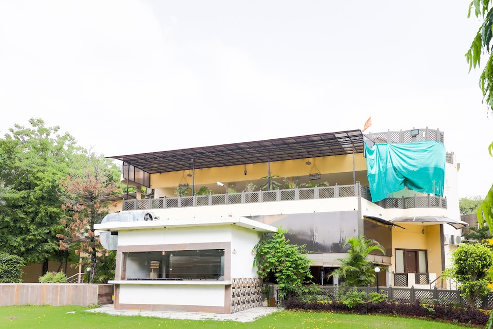 OYO 45870 Hotel Sagar Saroj Spa & Resort, Sagar, Sagar