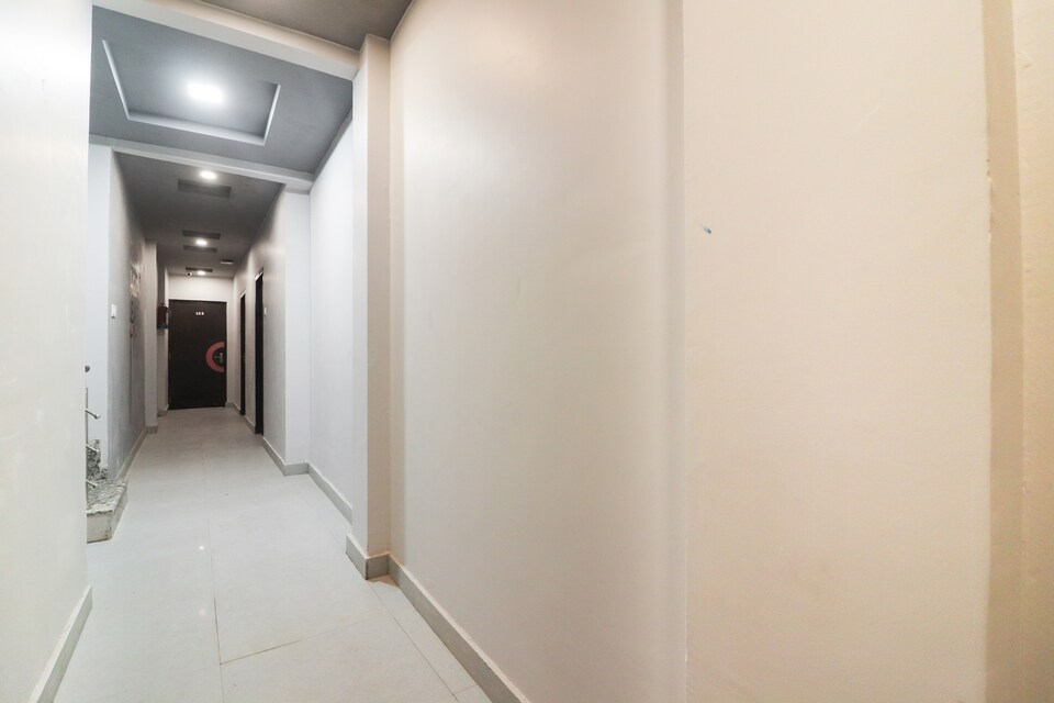 Collection O 45871 Sonica Gold Civil Lines, Civil Lines - High Court, Prayagraj