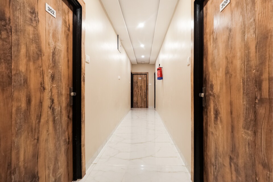 live on IND613, Vijay Nagar Indore, Indore