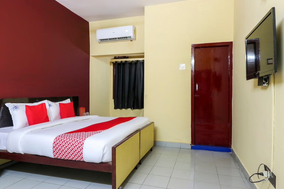 OYO 45895 Hotel Blue Nile, Airport Chennai, Chennai