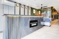 Townhouse Haibowal Chowk Near DMC