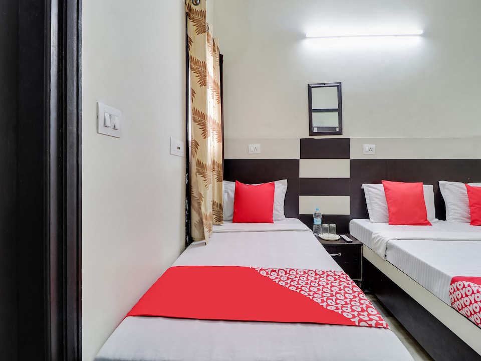 OYO 45903 Royal Guest House, Sirhind, Sirhind