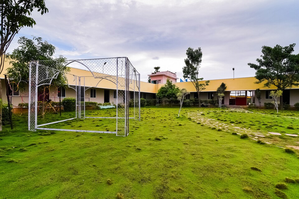 OYO 45909 Kmc Residency, Nellore Bus Station, Nellore