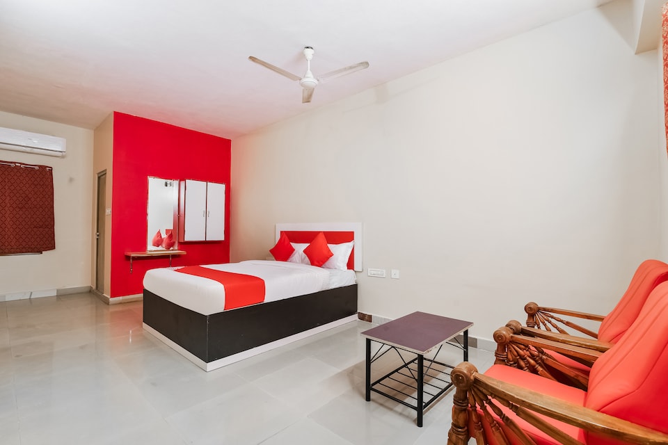 OYO 45909 Kmc Residency, Nellore Bus Station, Nellore