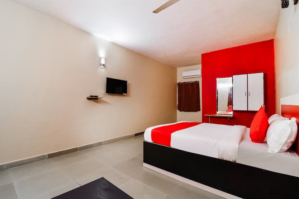 OYO 45909 Kmc Residency, Nellore Bus Station, Nellore