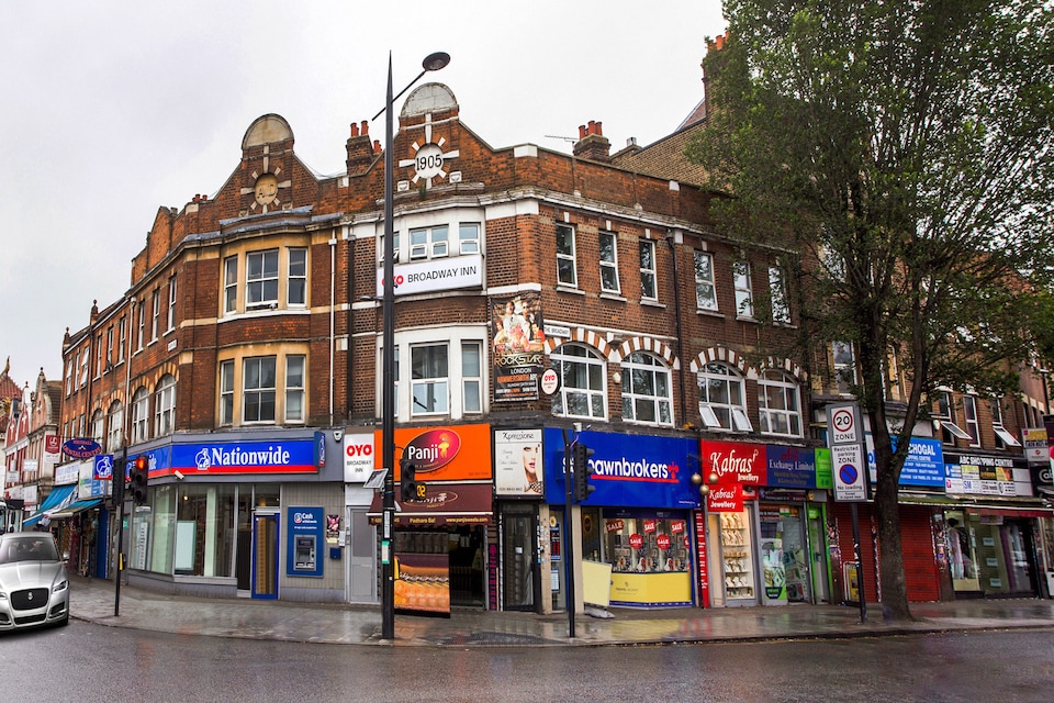 OYO Broadway Inn, Southall (Greater London), Southall