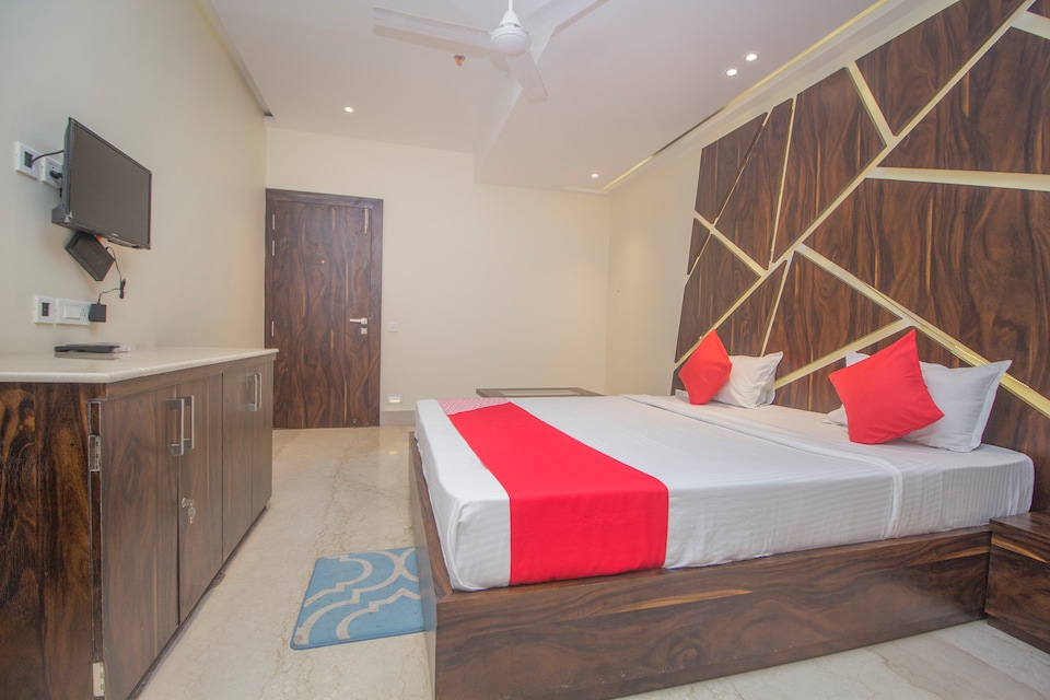 OYO 45935 Eennra Guest House, Malda Town, Malda