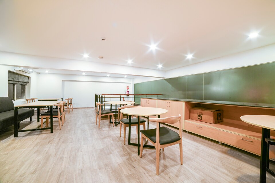 OYO Townhouse 364 Richmond Road, MG Road Bangalore, Bangalore