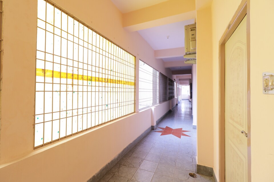 SPOT ON 45968 Sai Ram Lodge, Rajahmundry, Rajahmundry