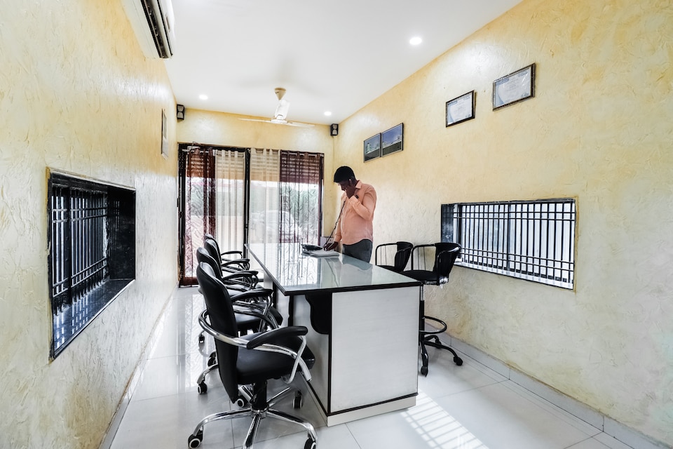 OYO 45974 M.P. Hall, Bhilai, Bhilai