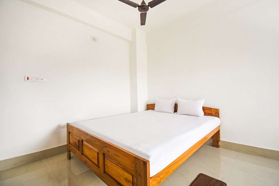 SPOT ON 45976 Renaissance Guest House, Mayapur, Mayapur