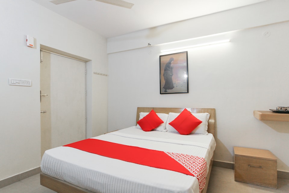 OYO 45997 Gsn Residency, Avinashi Road Coimbatore-II, Coimbatore