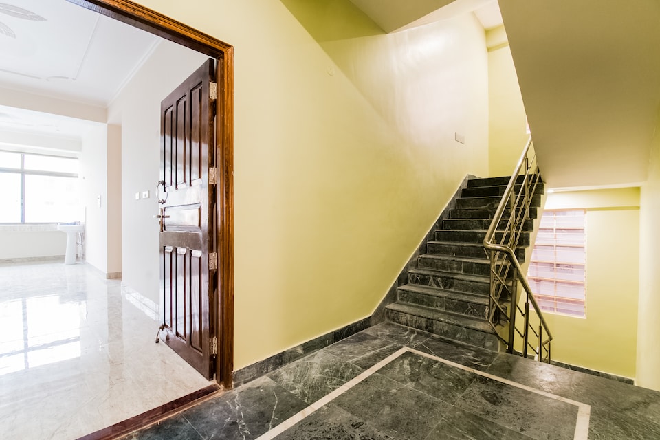 OYO 46012 Hotel Bliss Inn, Bailey Road, Patna