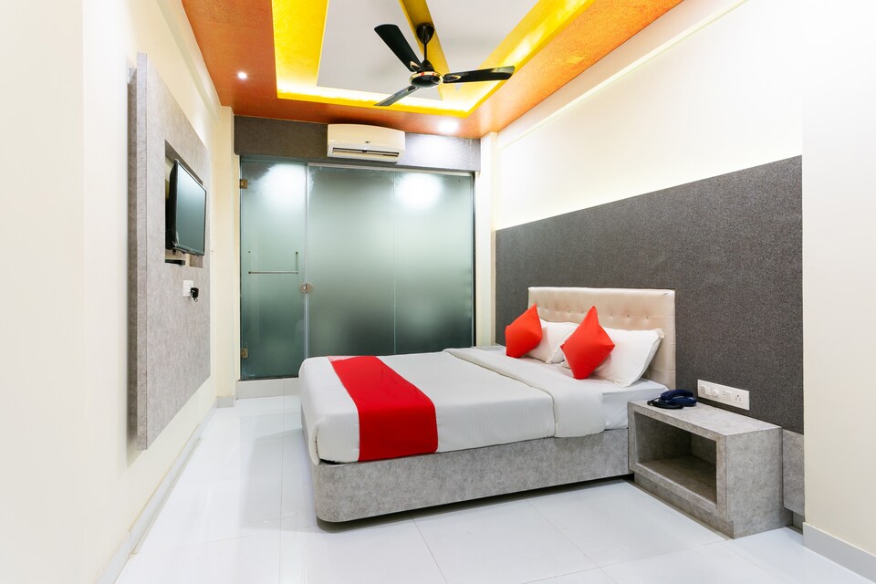 OYO 46021 Sona Lodging , Mumbai Borivali-Dahisar-Mira Road, Mumbai