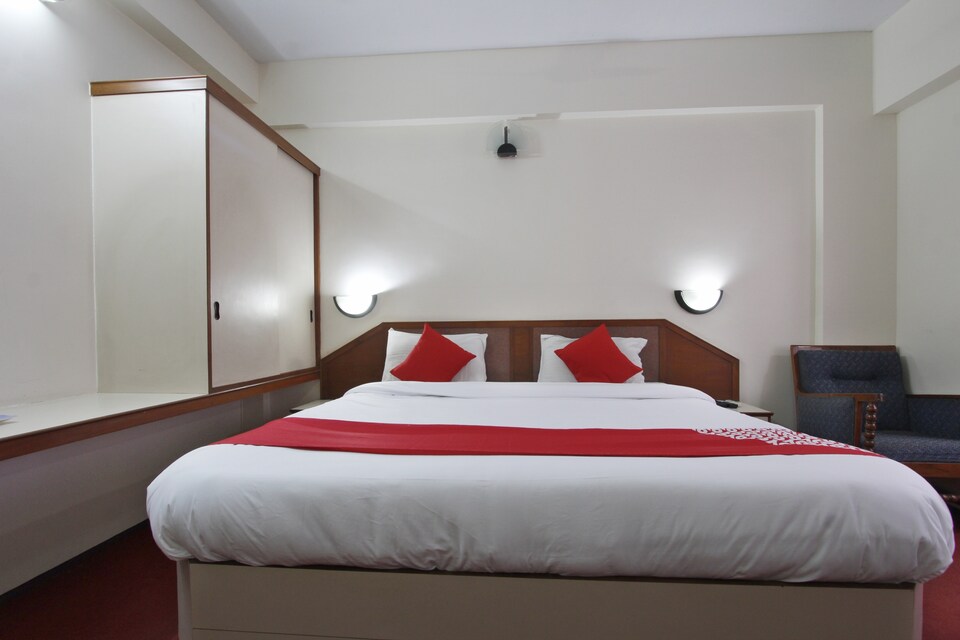 OYO 46044 Mesabel Hotel, Gandhipuram Coimbatore, Coimbatore