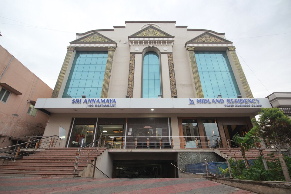 Capital O 46064 Midland Residency, Ukkadam, Coimbatore