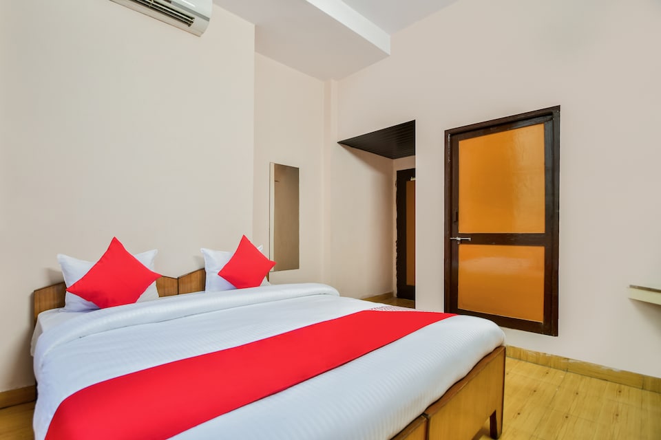 OYO 46081 Hotel Parinay Inn, Talwandi Kota, Kota