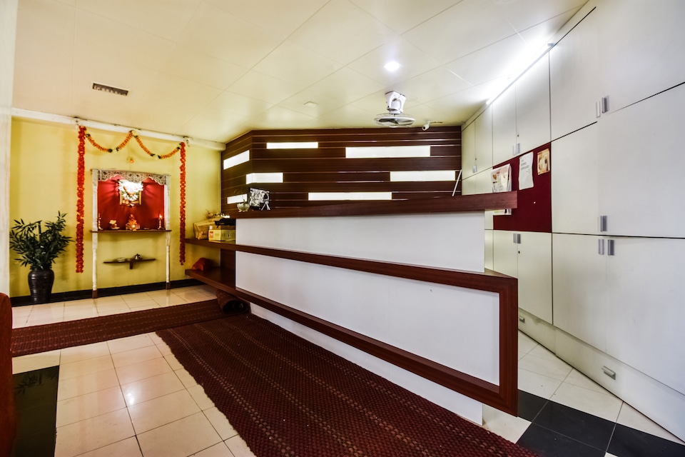 OYO 46084 Hotel Manorath, Nashik, Nashik