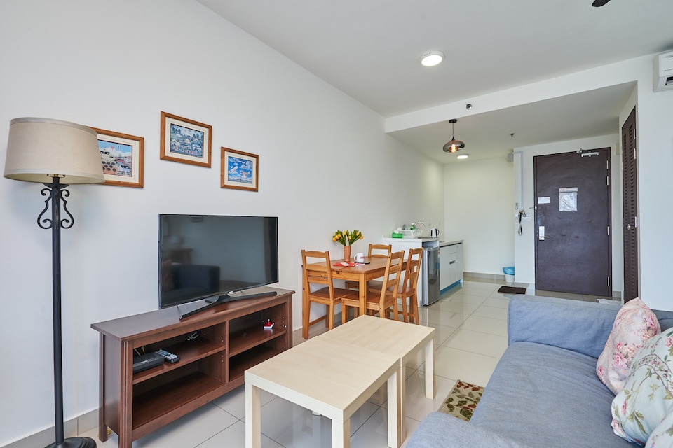 OYO Home 44001 Elegant Studio Setia Alam Trefoil - De Houz, Setia Alam, Klang