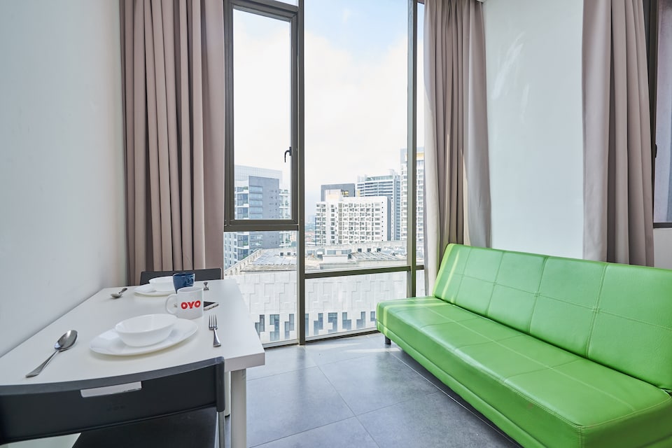 OYO Home 44006 Nice Studio Empire Damansara Soho, Damansara Perdana, Petaling Jaya