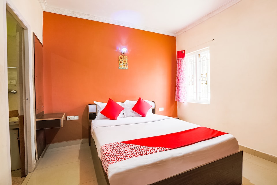 OYO 46128 Abi Suvi Residency, Ooty Town-II, Ooty
