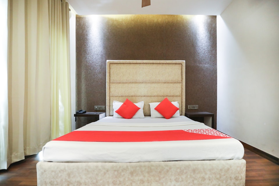 OYO 46141 V Star , Sri ganganagar, Sri Ganganagar