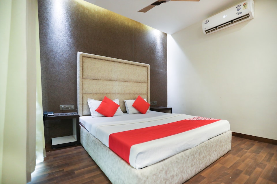 OYO 46141 V Star , Sri ganganagar, Sri Ganganagar