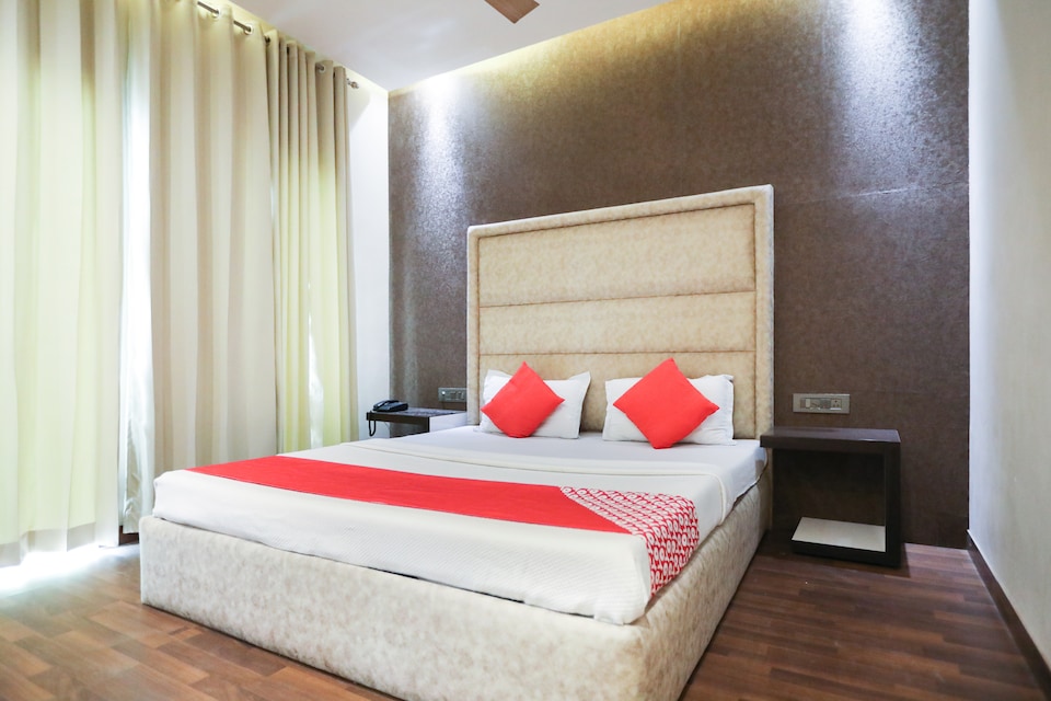 OYO 46141 V Star , Sri ganganagar, Sri Ganganagar