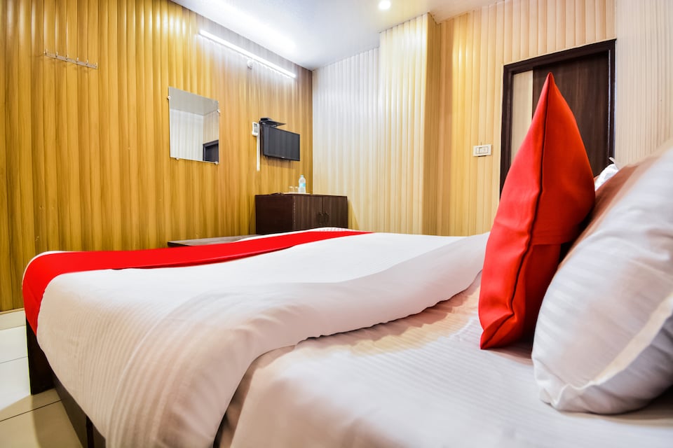 OYO 46152 Hotel Neelam, Karnal, Karnal