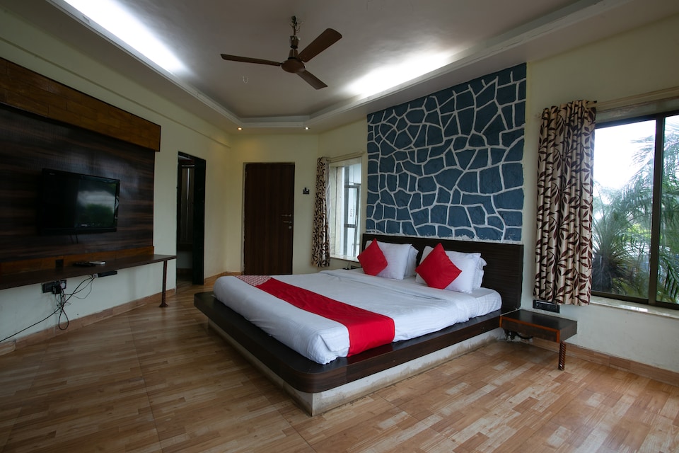OYO 46154 Symphony Lakeview Resorts Limited, Igatpuri, Igatpuri