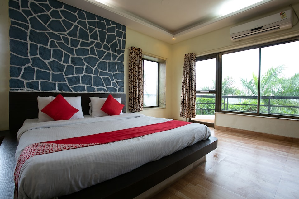 OYO 46154 Symphony Lakeview Resorts Limited, Igatpuri, Igatpuri