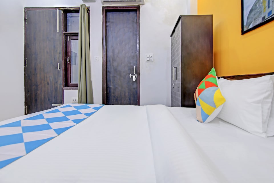 OYO Home 46165 Cozy Home Stays, Faridabad, Faridabad