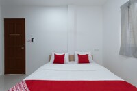 OYO 44011 Weng Bee Guest House