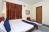 OYO Hotel Camac Plaza Near Birla Mandir