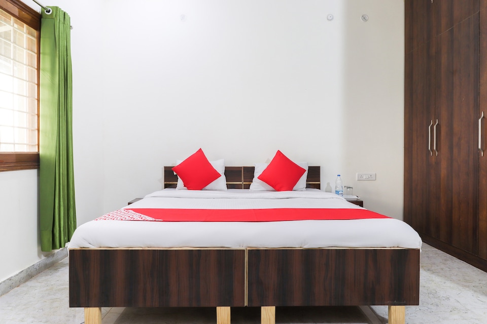 OYO 46216 Roister Home Stay, Gomti Nagar Extension Lucknow, Lucknow