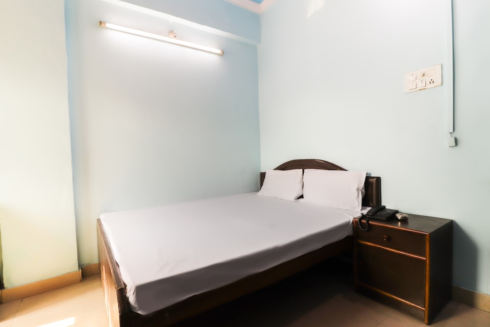 live on LCK2354 , Charbagh Lucknow, Lucknow