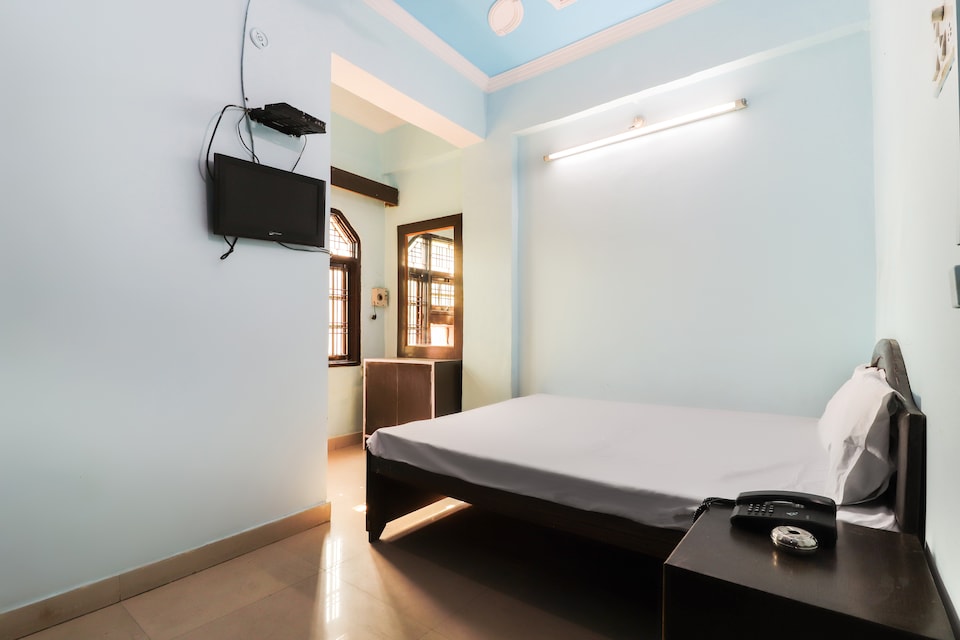 live on LCK2354 , Charbagh Lucknow, Lucknow