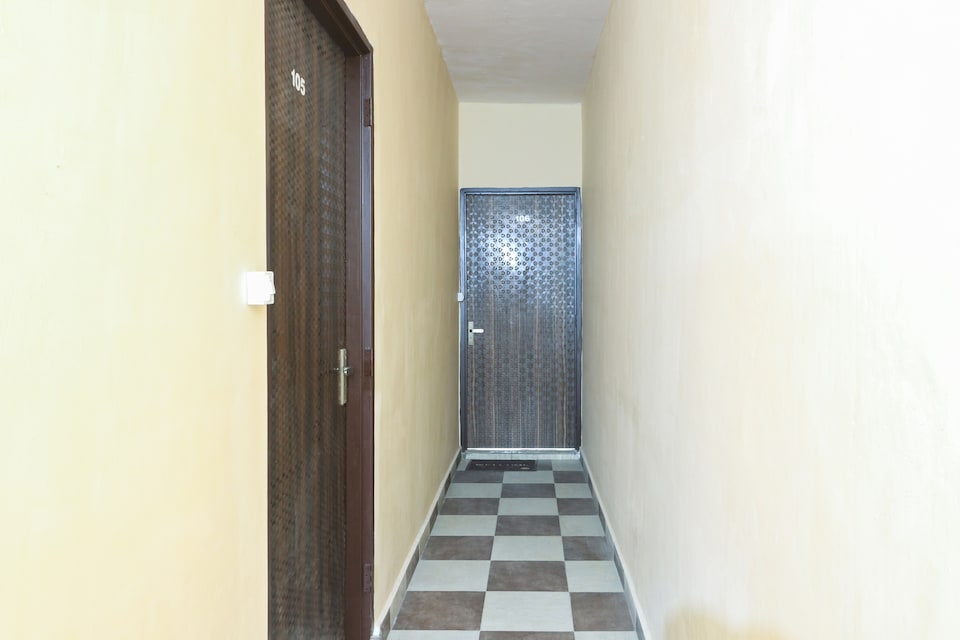 OYO 46220 Cozy Inn, Focal Point Ludhiana, Ludhiana