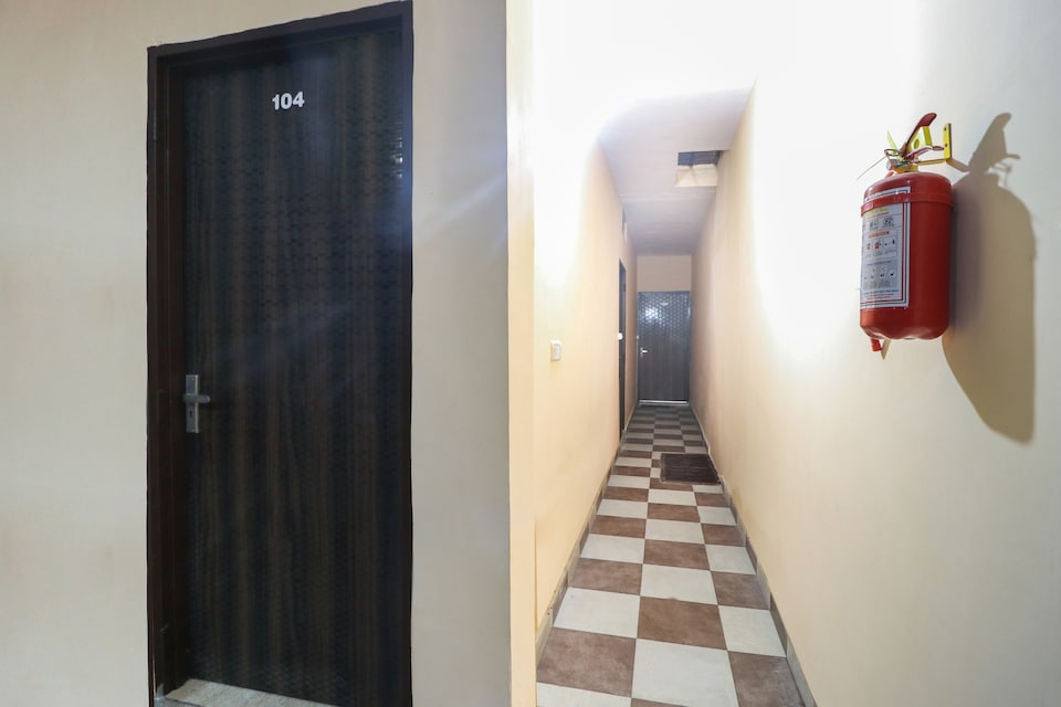OYO 46220 Cozy Inn, Focal Point Ludhiana, Ludhiana
