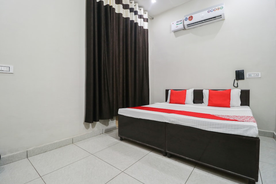 OYO 46220 Cozy Inn, Focal Point Ludhiana, Ludhiana
