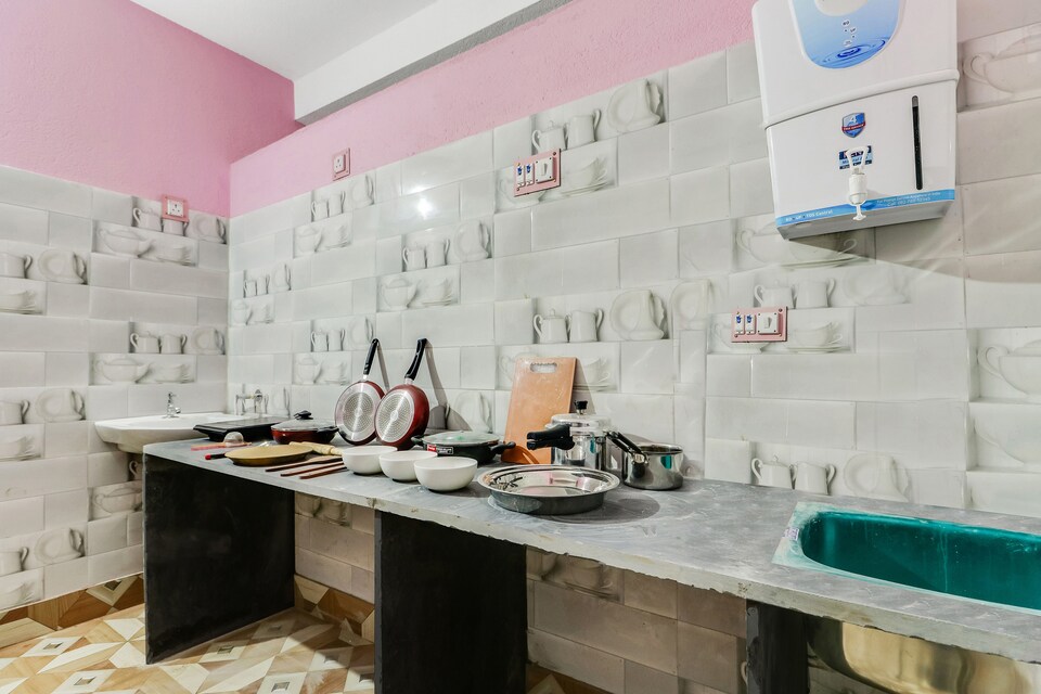 OYO LIFE KOL1182 Newtown, Rajarhat Kolkata, Kolkata