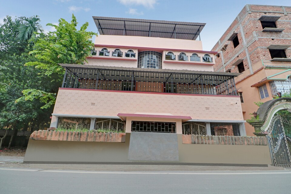 OYO LIFE KOL1182 Newtown, Rajarhat Kolkata, Kolkata